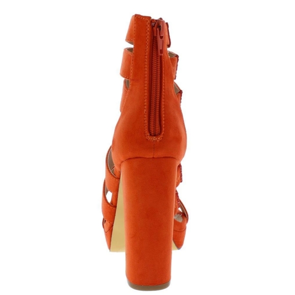 Stylish Gladiator Style Stappy Sandals - Picture 3 of 3